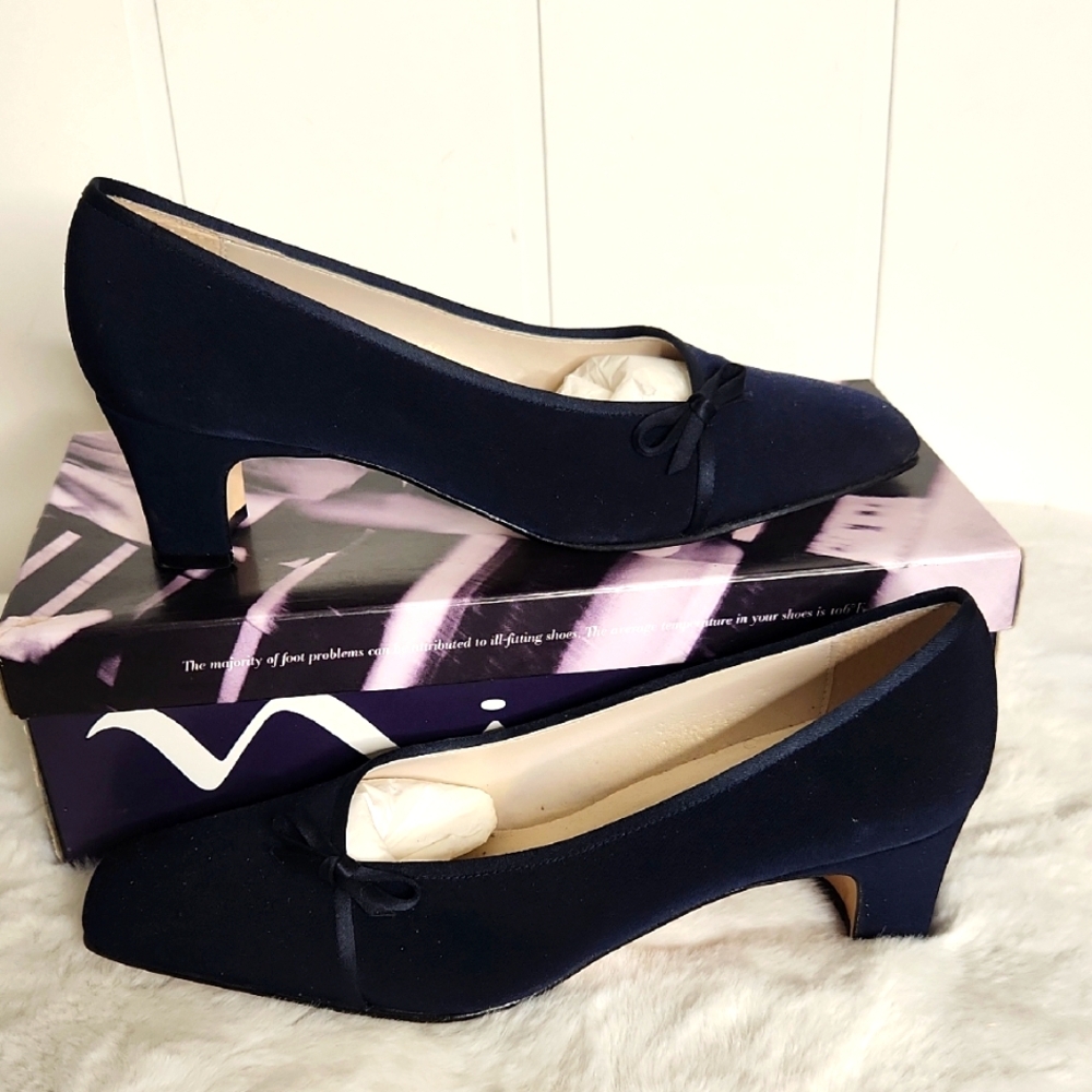 Nina Navy Blue  Velvet Classic Bow Detail Formal  Block Kitten Heels